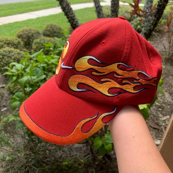 Rare Nike Flame Hat - Picture 2 of 4